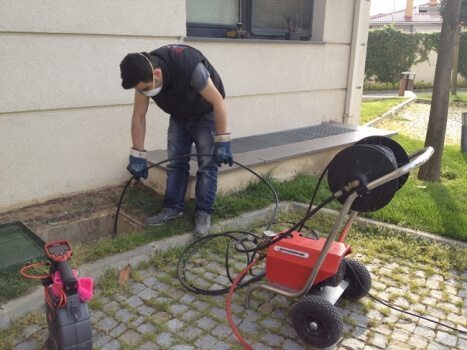 Balkon gider açma ve tıkanıklık giderme hizmeti
